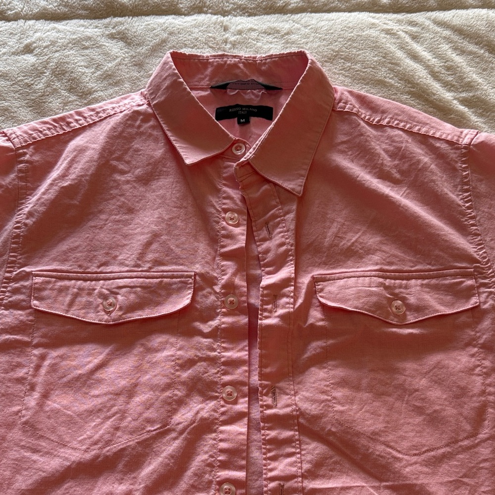 Men's Casual Pink Button-Down Shirt with Chest Pockets